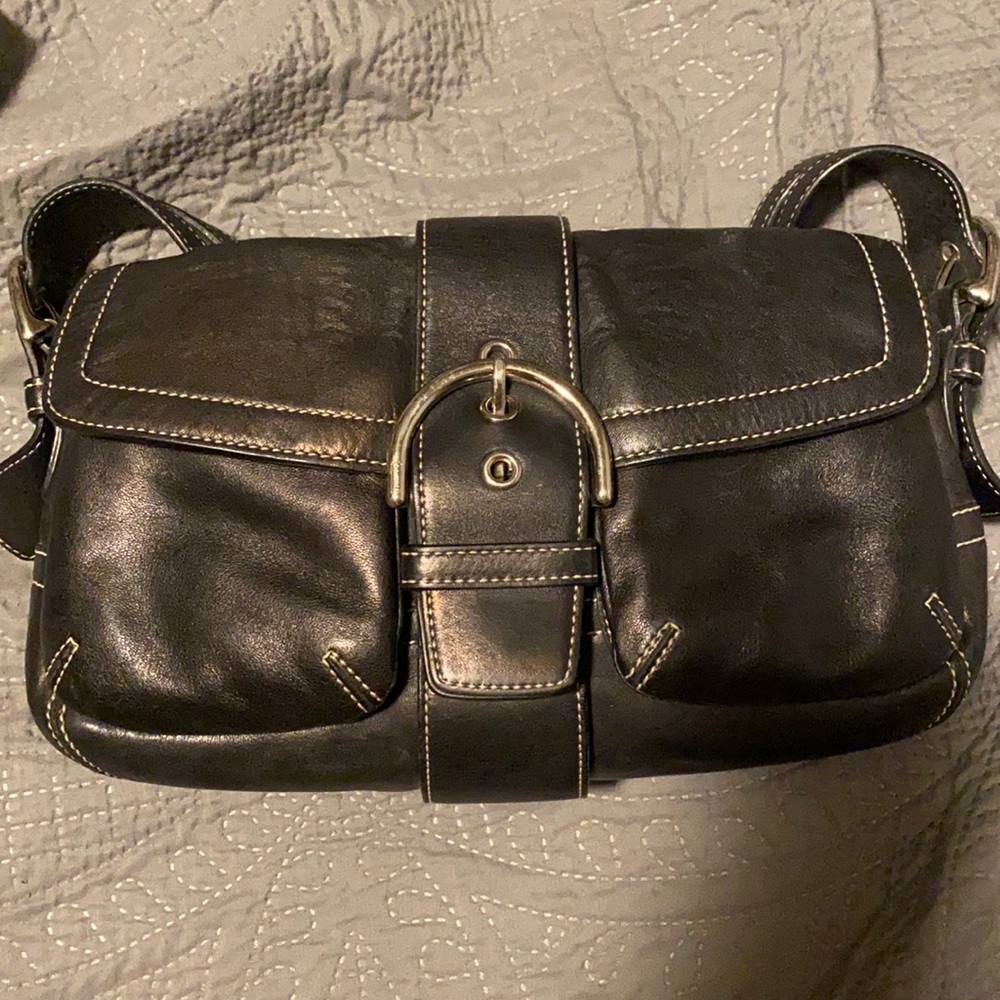 Coach vintage black leather shoulder bag